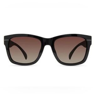 NEW Rachel Zoe Fawn‎ Sunglasses in Black